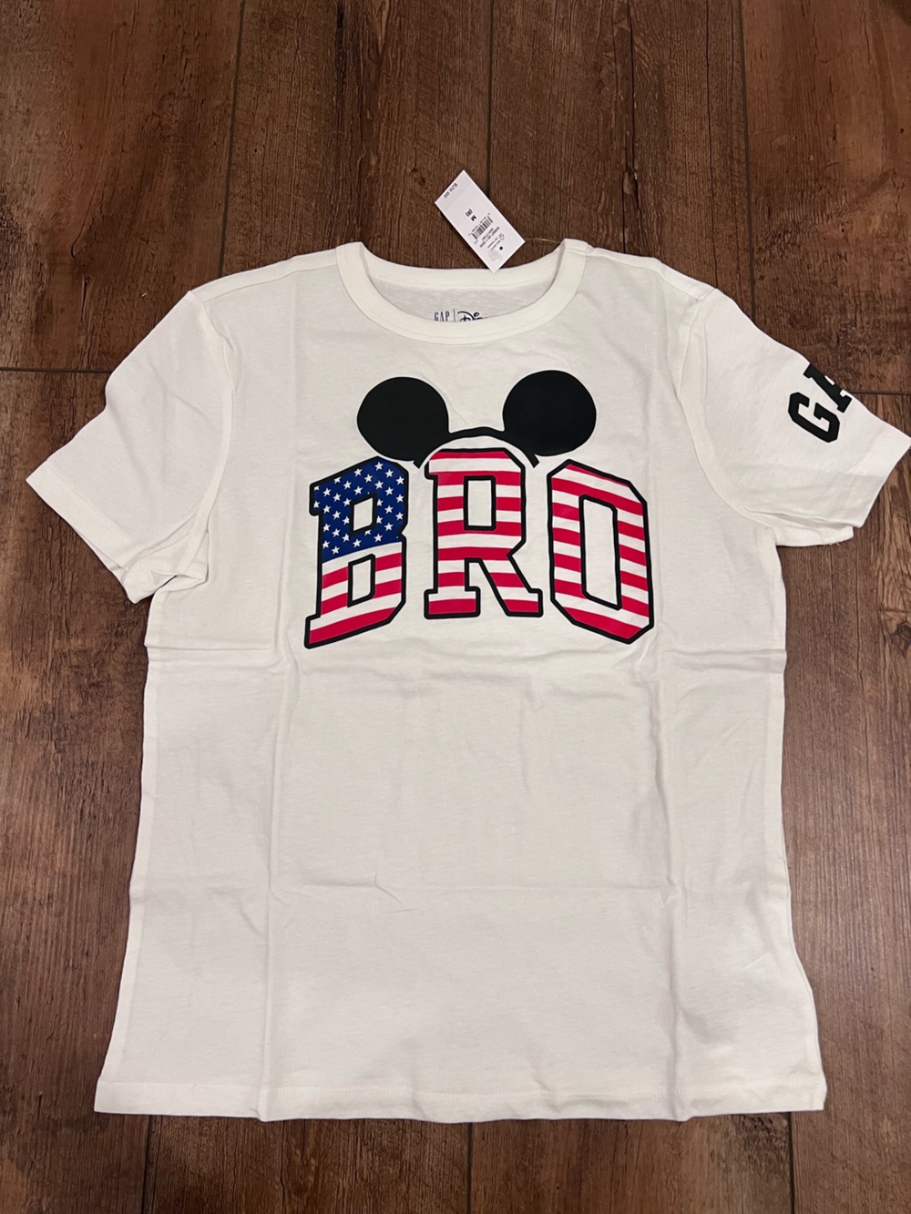 NWT GAP x Disney Mickey Bro American T-shirt, YM